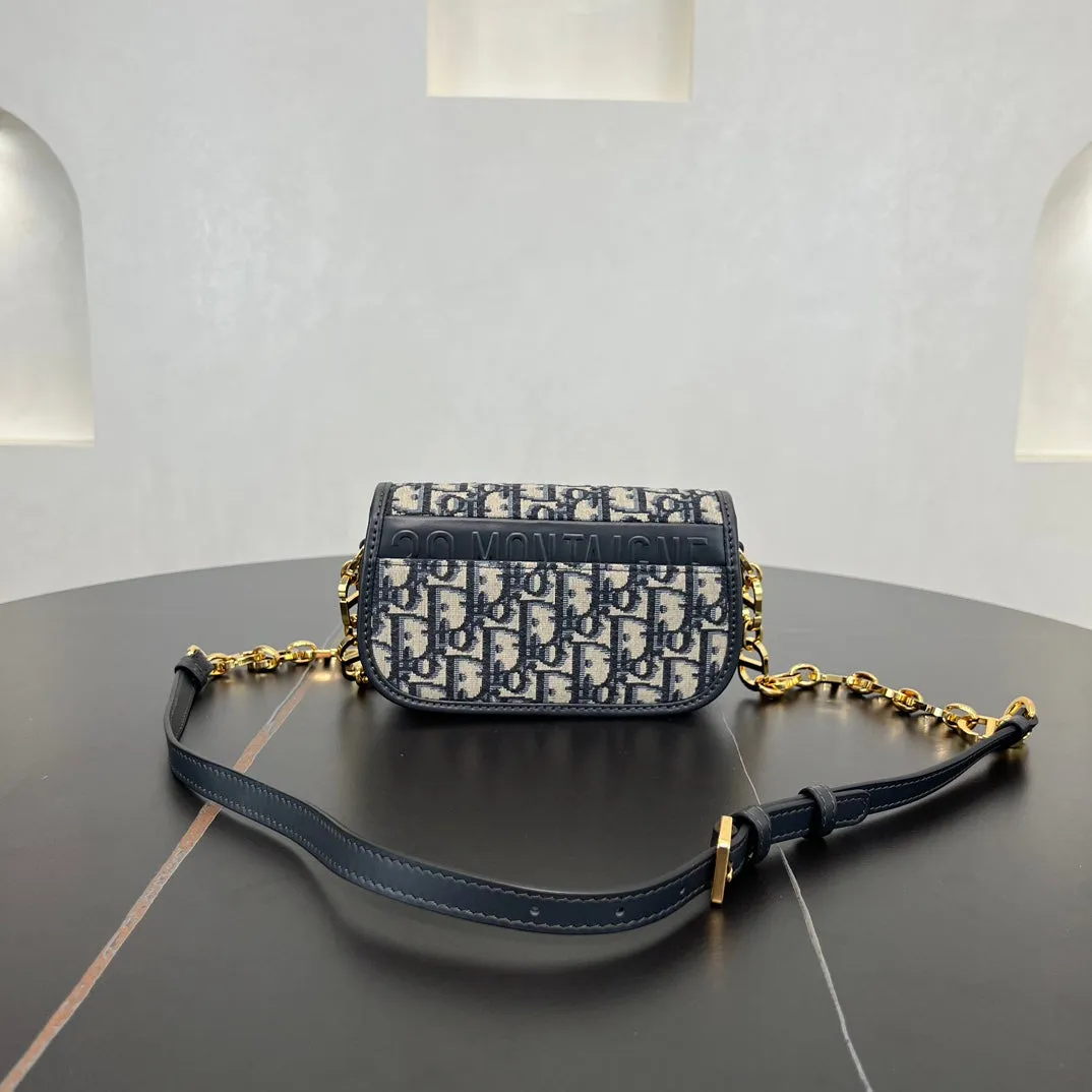 30 Montaigne Avenue Blue Flower Saddle Bag Handbag 279202