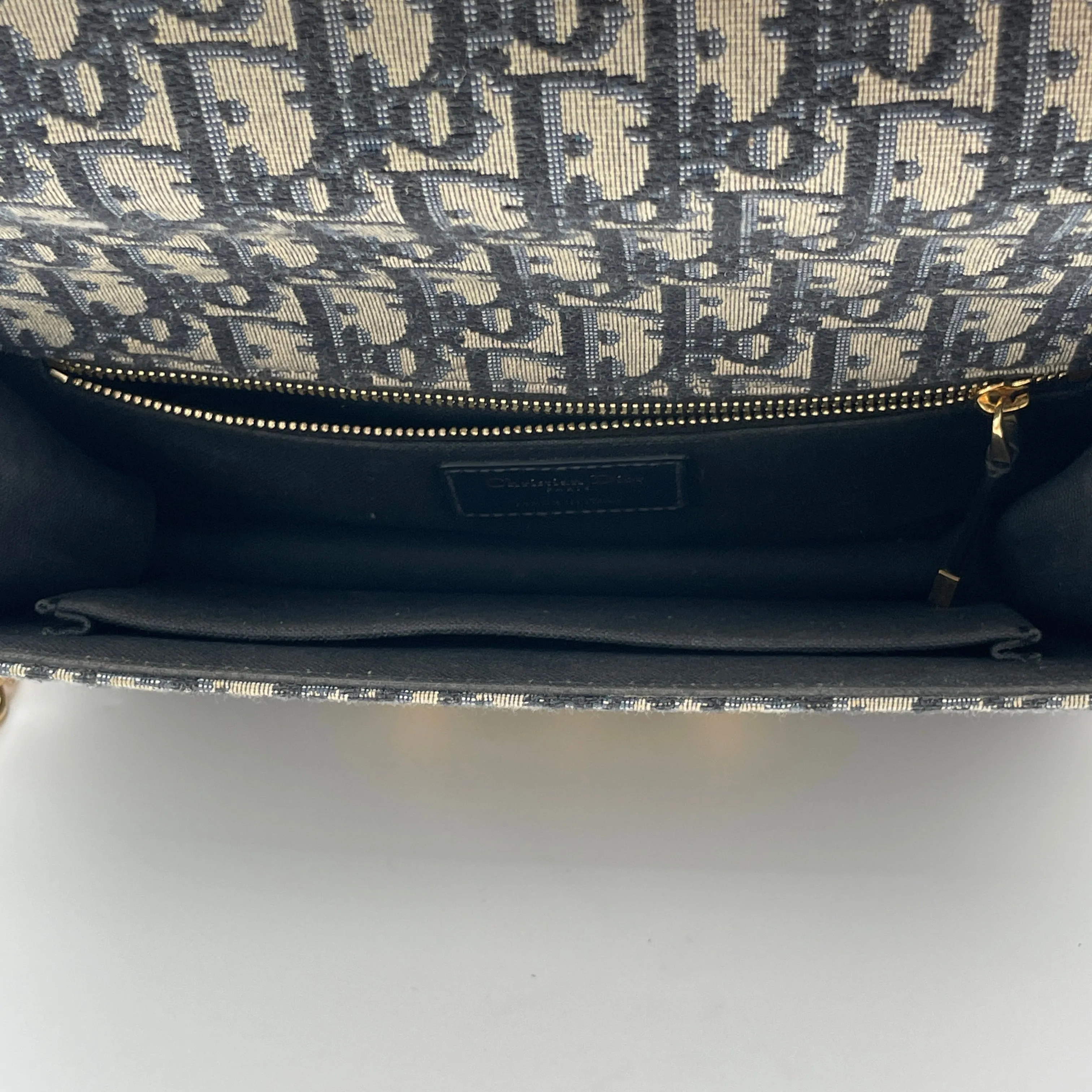 30 Montaigne Medium Blue Shoulder Bag in Canvas, Gold hardware