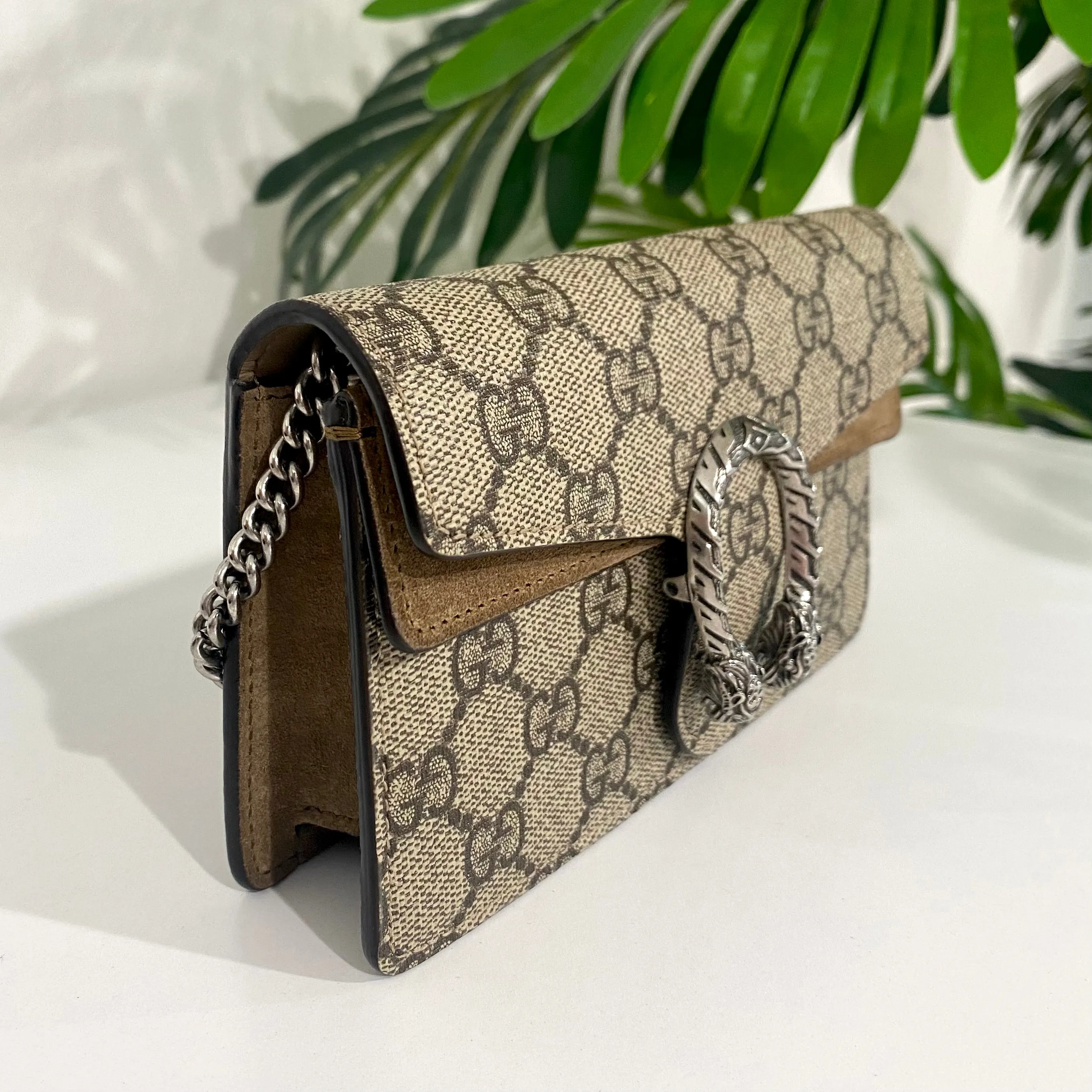 Gucci Dionysus GG Supreme Super Mini Bag