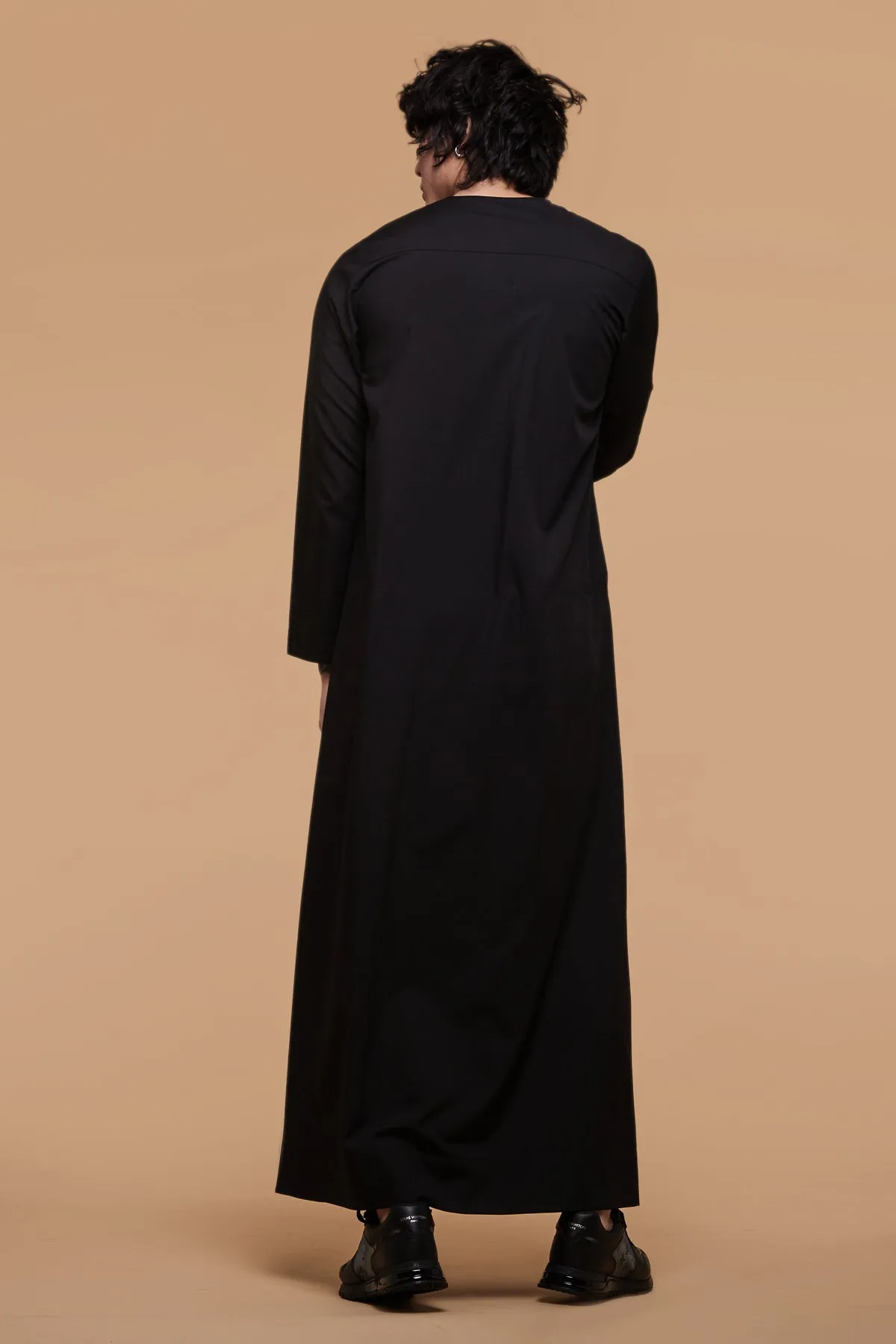 Jet Black Emirati Thobe