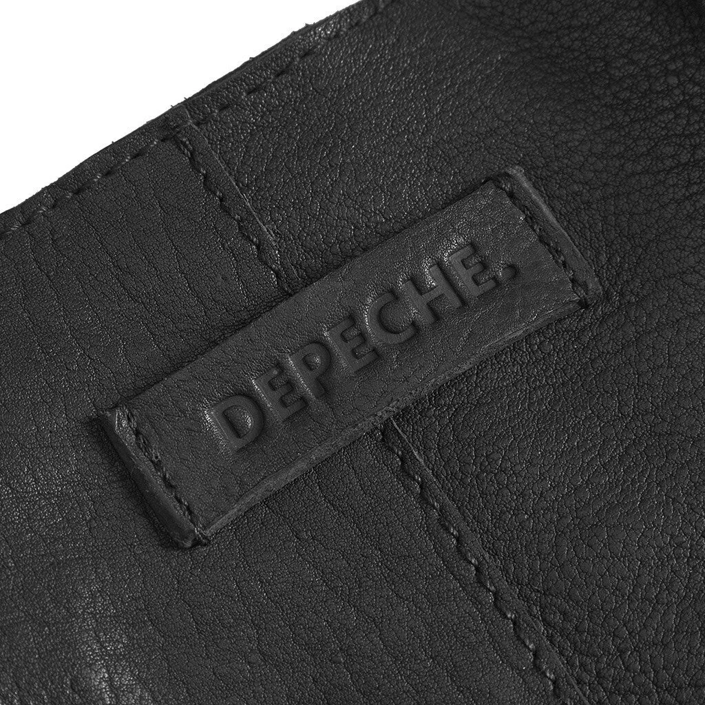 Leather shopper decorated with beautiful rivets / 15976 - Black (Nero)