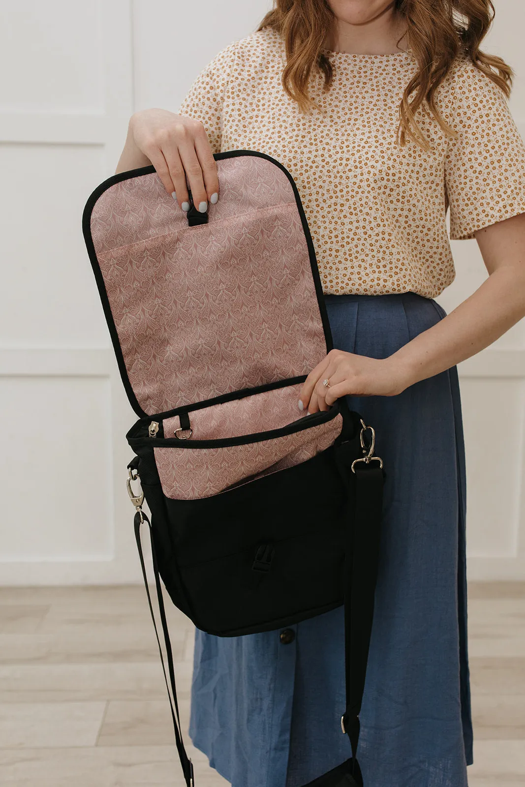 Sojourn Convertible Messenger Bag