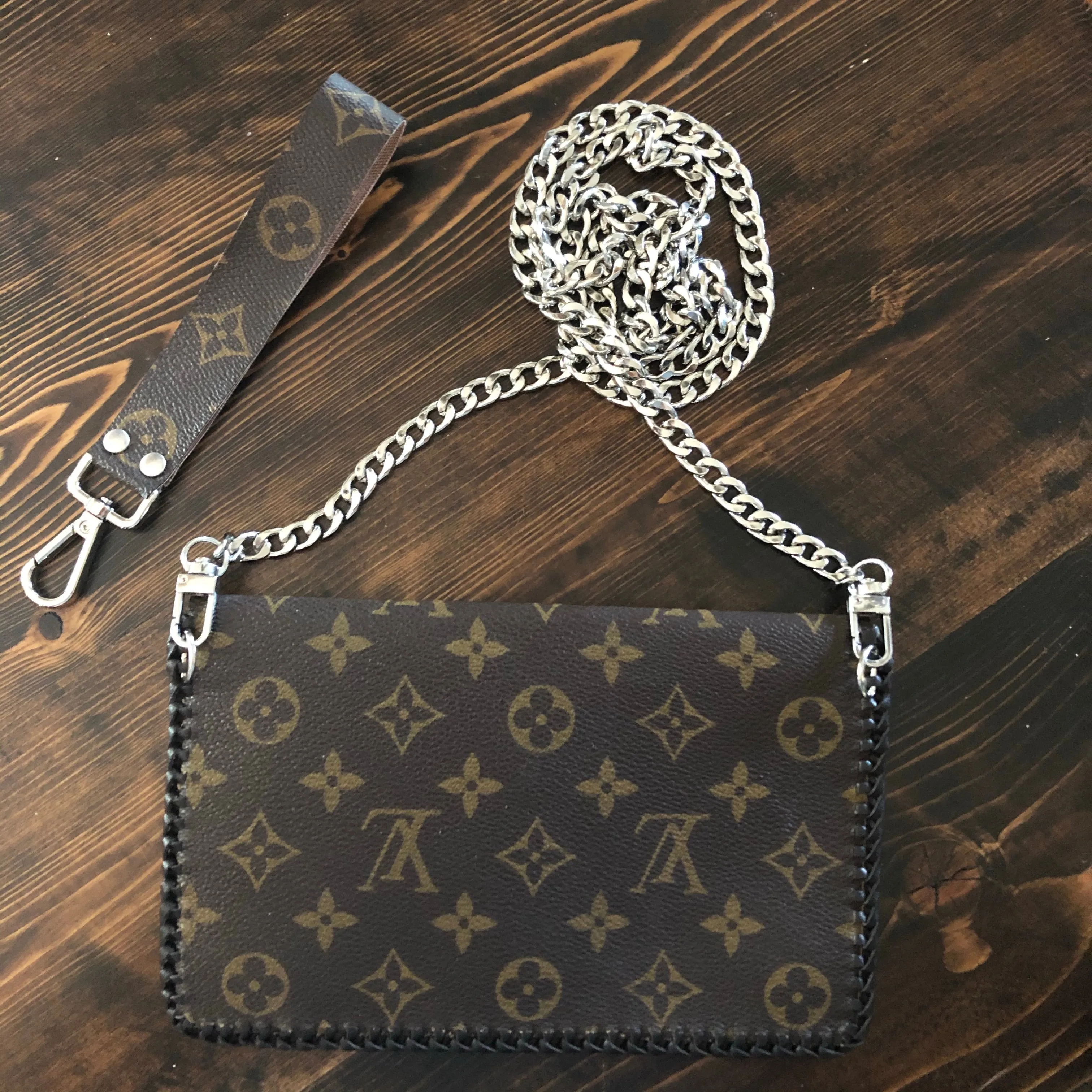 The Wren - Blush Vintage Wristlet/Crossbody/Clutch Bag